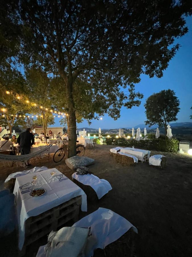 Agriturismo Le Capannacce Urbania Extérieur photo